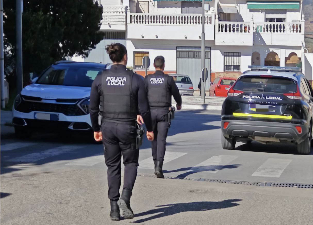Podemos Iznalloz denuncia la falta de turnos nocturnos y de fin de semana en la Policía Local