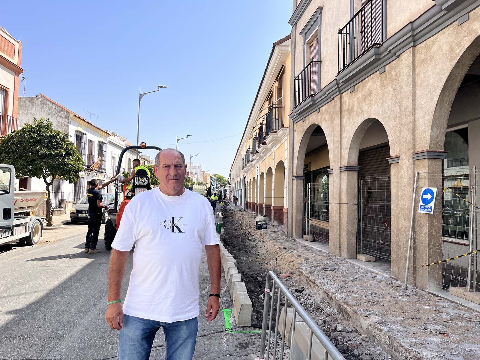 Utrera inicia las obras para el carril bici de Juan XXIII y la reforma del recinto ferial