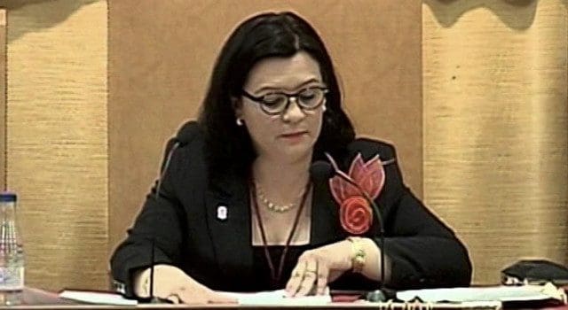 Denunciados la alcaldesa y el interventor de Marchena por extorsión y prevaricación por la asignación a grupos municipales