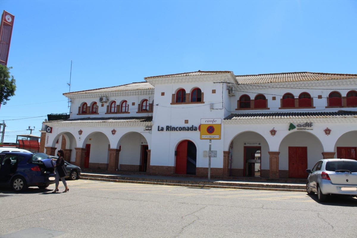 Renfe abre la licitación para espacios comerciales en la estación de La Rinconada