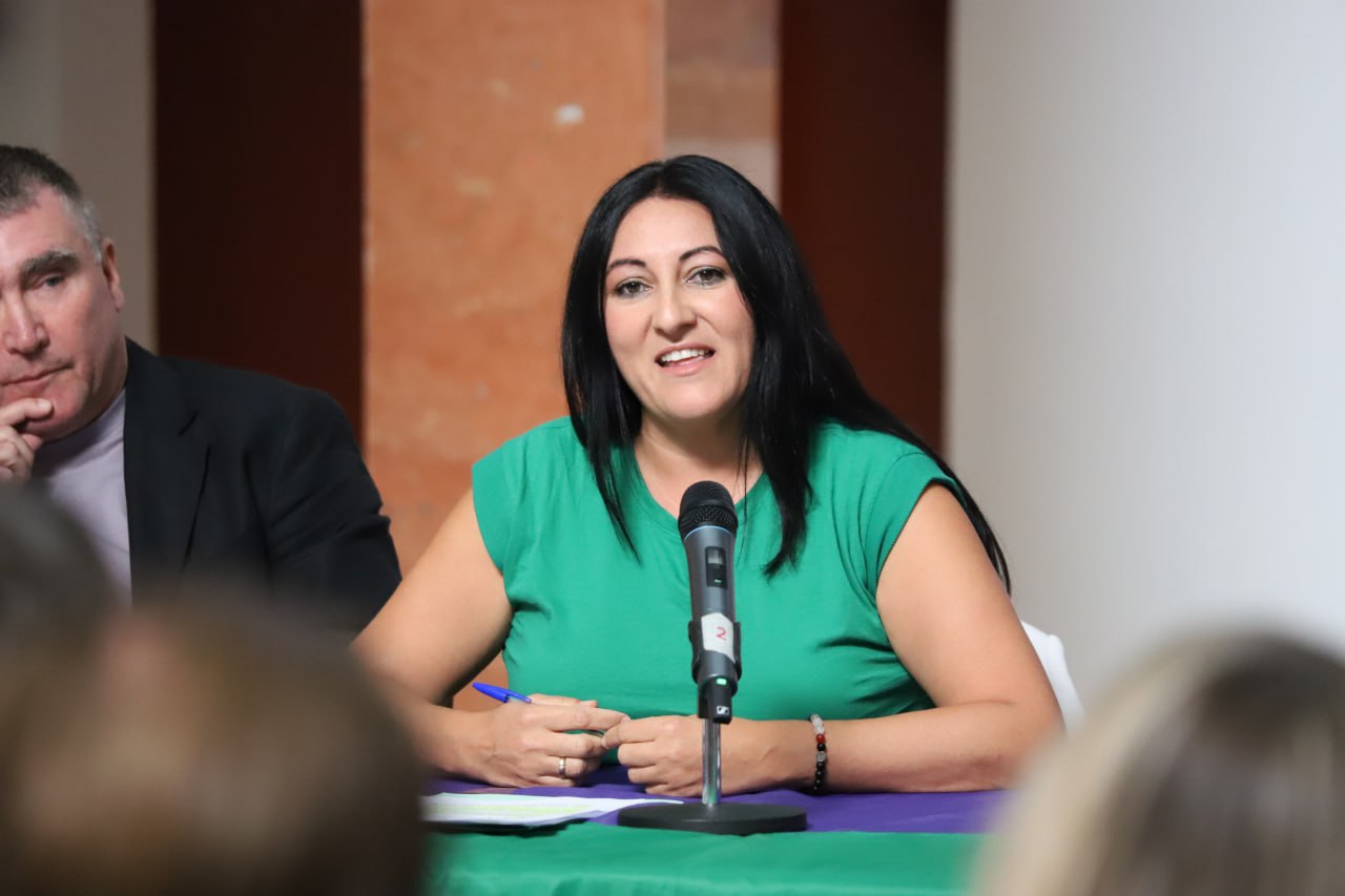 Mociones en toda Andalucía para defender la educación pública