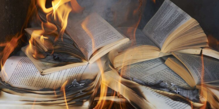 El libro, ese enemigo