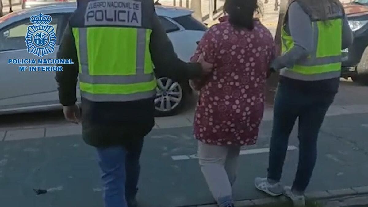 Cae una red que explotaba en el campo de Brenes a extranjero con 50 euros semanales y viviendas con cucarachas