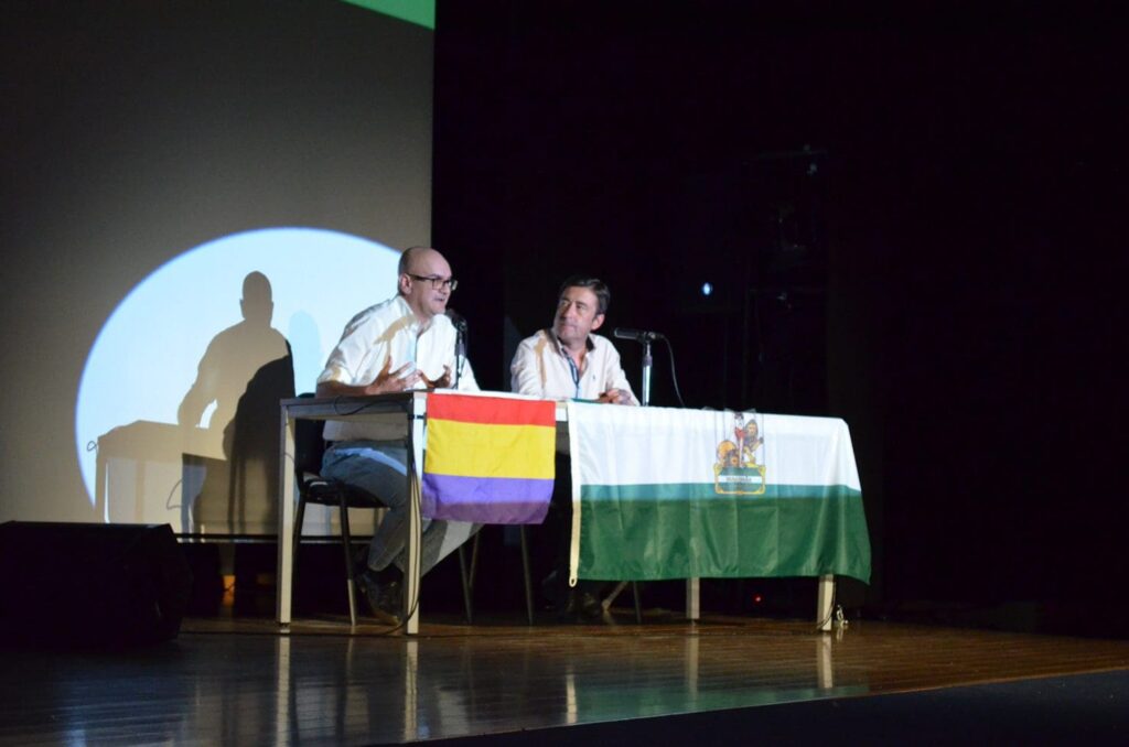 Conferencia a cargo de Marcial Sánchez Mosquera | Gorka Fernández, TuPeriódico