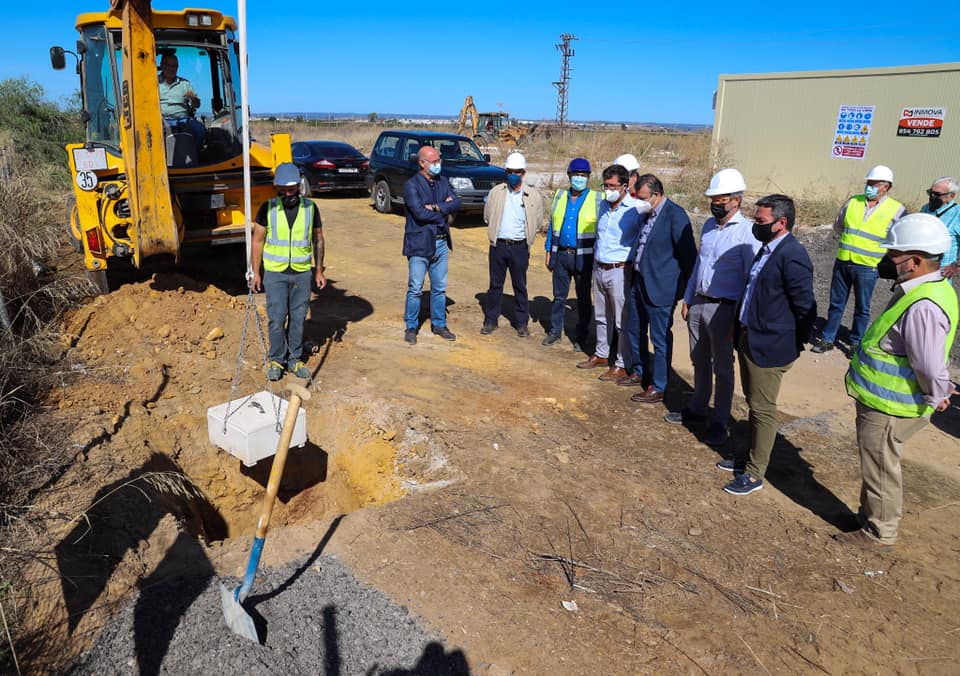 Colocación de la primera piedra de las obras de urbanización de la barriada Haza de la Era. | Ayuntamiento de la Rinconada