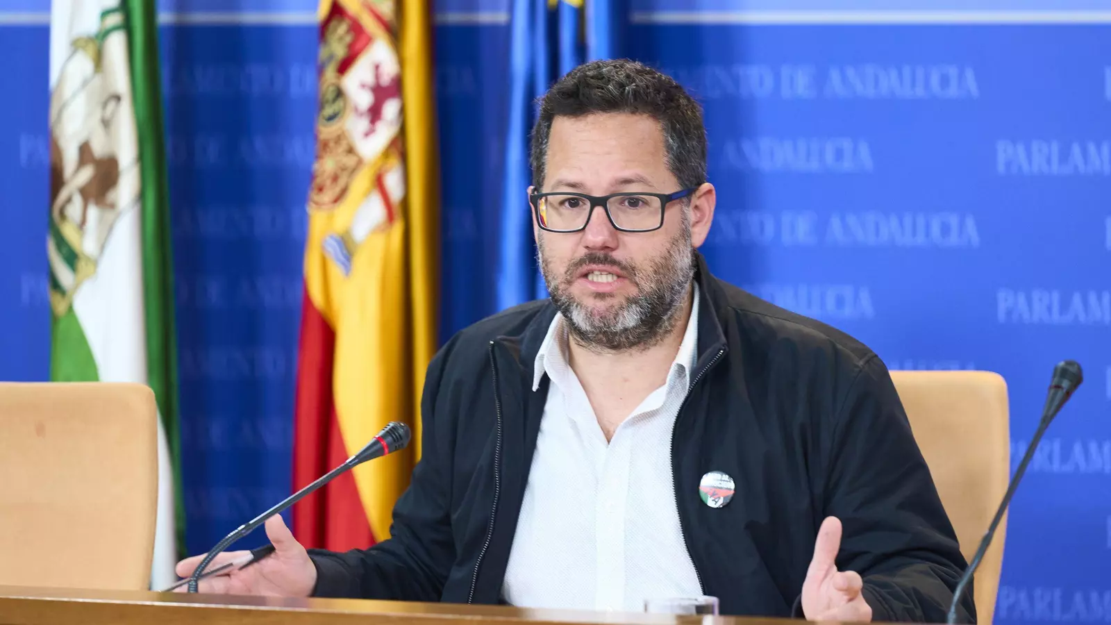 La Fiscalía se querella contra el diputado José Ignacio García por denunciar el racismo policial