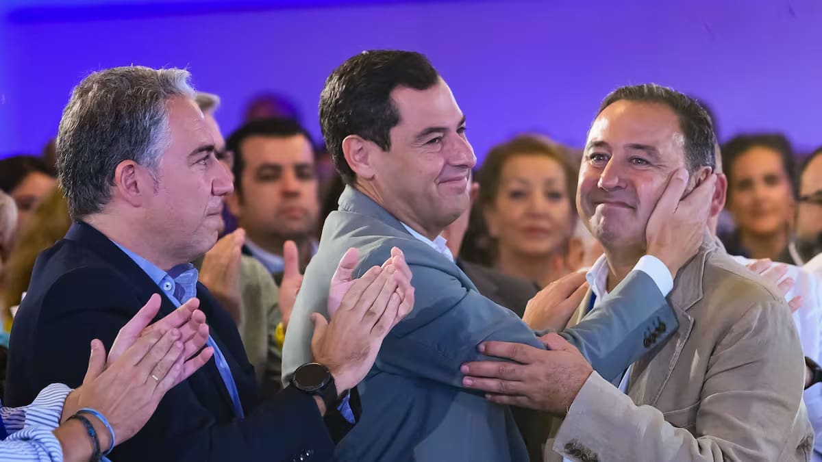 El presidente del PP de Sevilla es citado como investigado en la causa sobre el tanatorio privado de Mairena