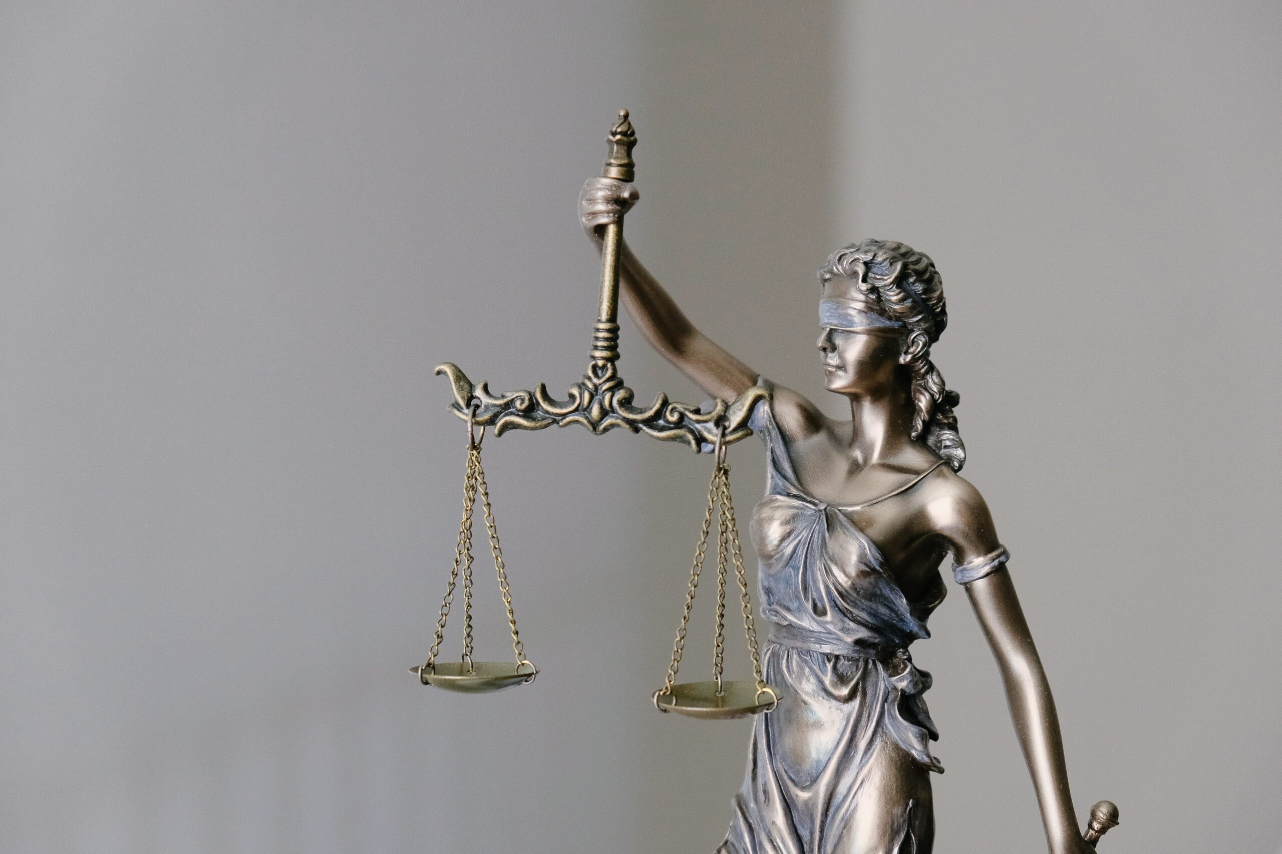 Acerca del poder mediático y judicial