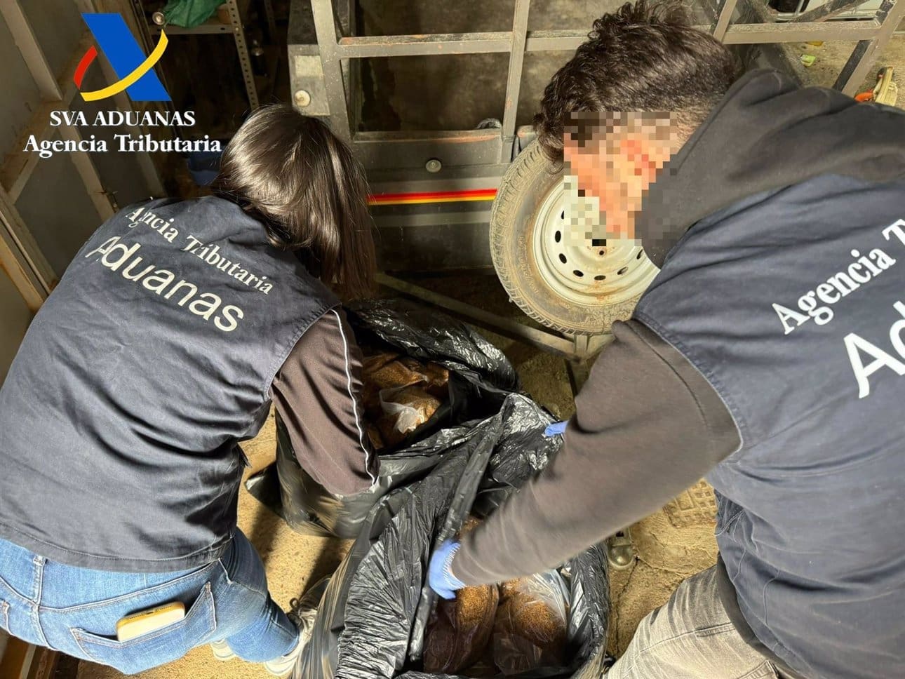 Incautadas más de 5100 cajetillas de tabaco de contrabando en Utrera y Los Palacios