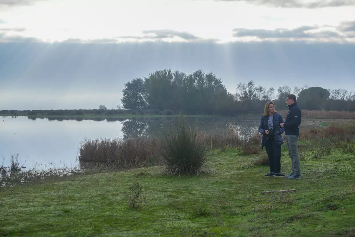 Gobierno y Junta entierran el hacha de guerra y firman un acuerdo por Doñana