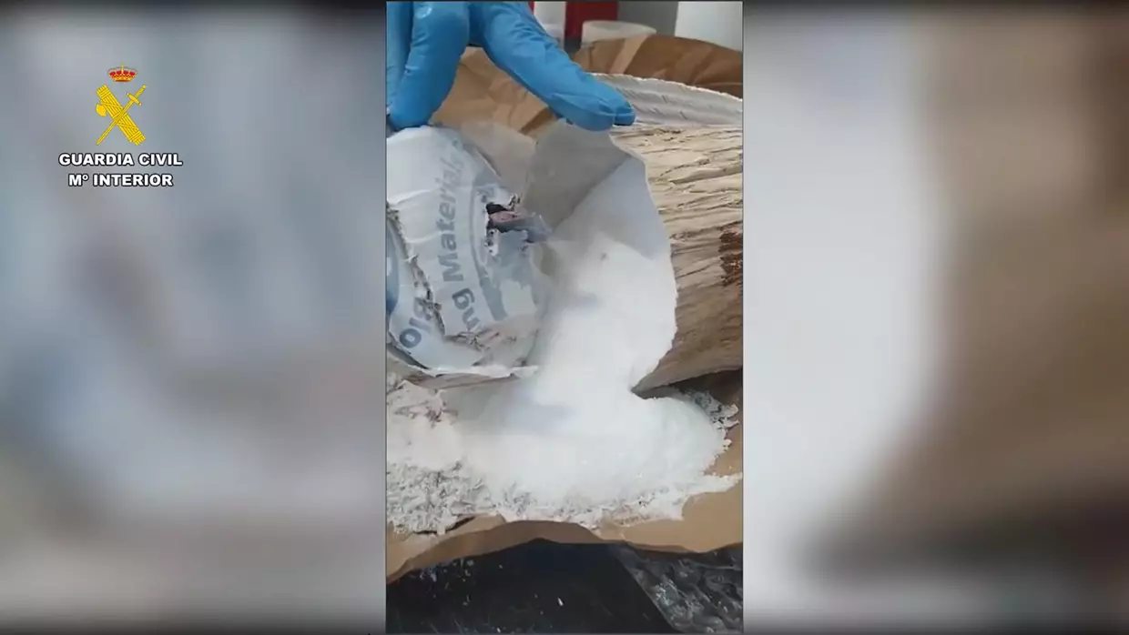 40 detenidos por enviar droga a través de mensajería