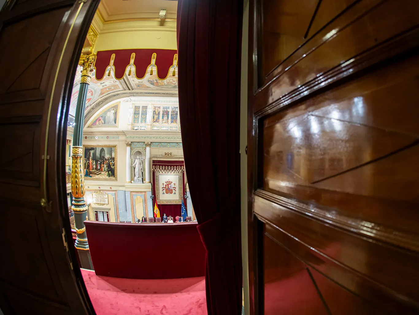 El Congreso rechaza retirar la Ley de Amnistía y pide al Senado «lealtad constitucional»