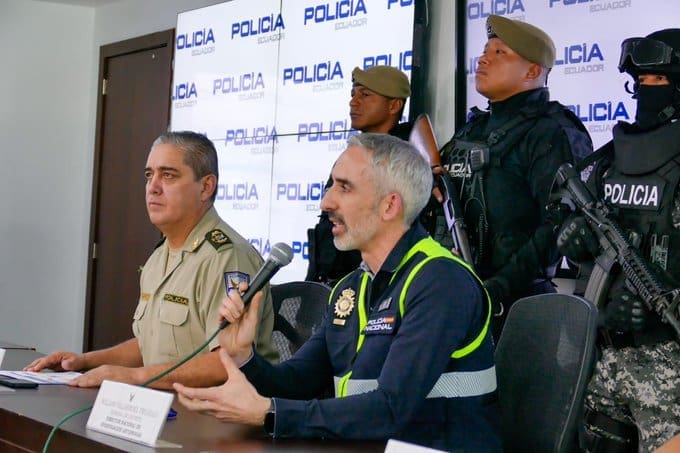 30 detenidos en España y Ecuador vinculadas con intervenciones de más de 3200 kilos de cocaína
