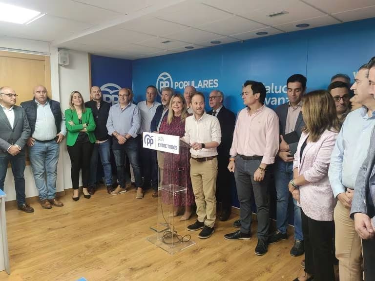 El presidente del PP de Jaén denuncia al alcalde de Begíjar por «injurias y calumnias» en redes