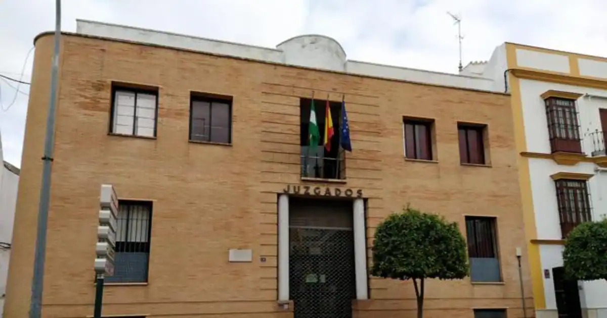 Decretada prisión provisional para la madre biológica del bebé abandonado en Los Palacios y un segundo detenido