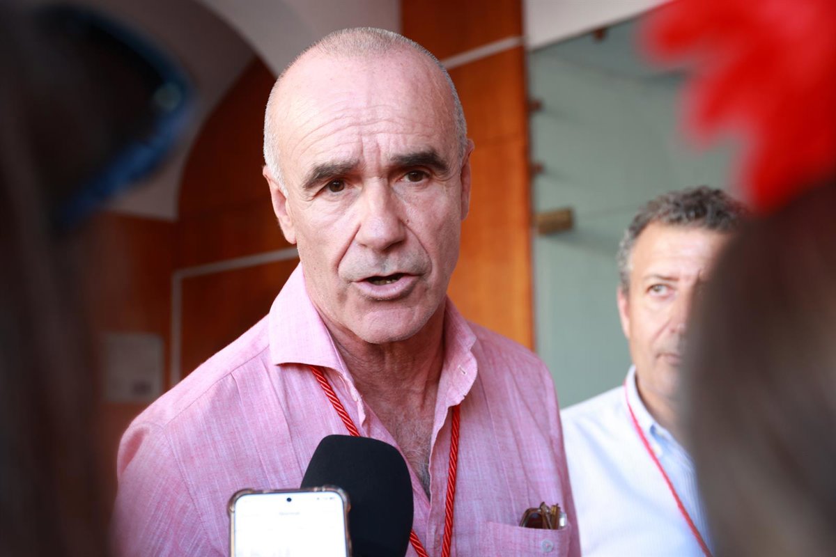 sevilla. muñoz (psoe) critica la gestión de sanz durante las olas de calor de este verano: "es un alcalde sin rumbo"