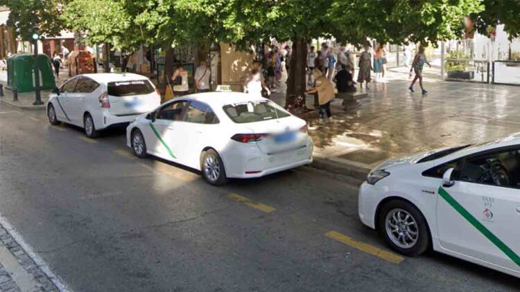 parada de taxis plaza nueva 13 granada 393848035