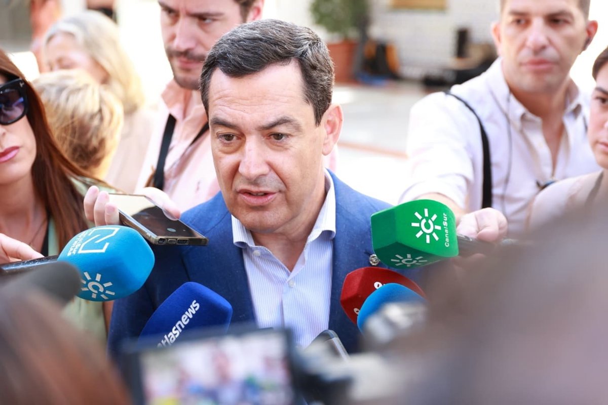 moreno critica que el gobierno haya querido "imponer" reducción de jornada laboral: "sánchez es un presidente perdedor"