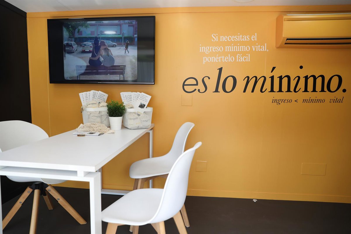 el ingreso mínimo vital llega a 760.000 andaluces en septiembre con una prestación media de 498 euros al mes por hogar