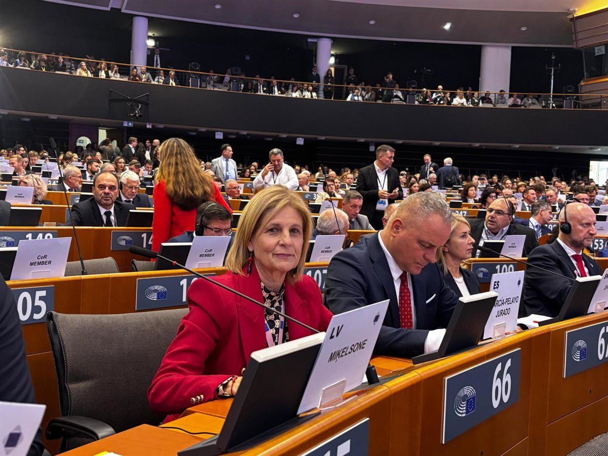 La alcaldesa de Jerez defiende ante el Parlamento europeo una PAC «más justa» para el campo