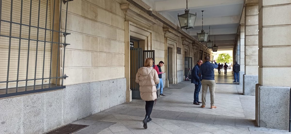 tribunales. el juzgado rechaza peticiones de psoe y podemos de suspender las citaciones de este mes sobre caso del sas