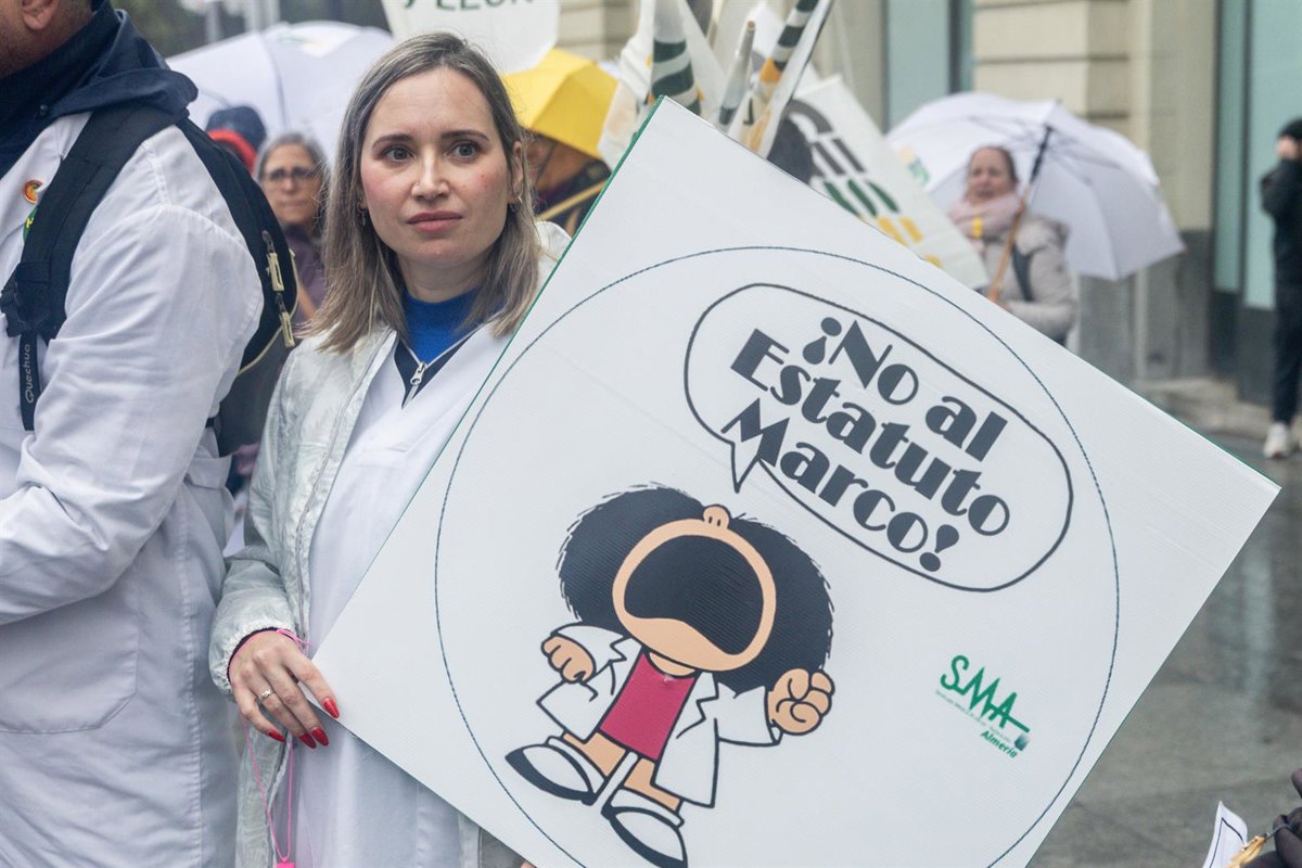 el sma asegura que el seguimiento del paro por el estatuto marco es "alto" y pide comprensión a los pacientes