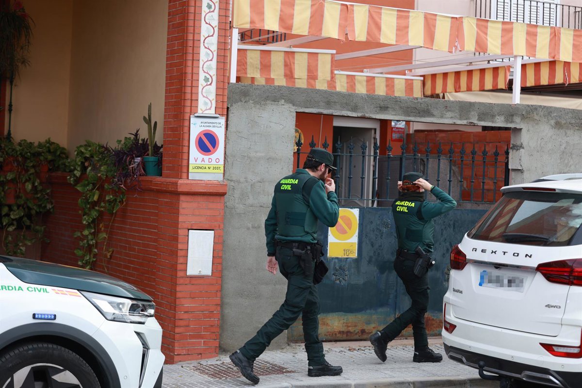 la guardia civil investiga la muerte de una en la algaba (sevilla)