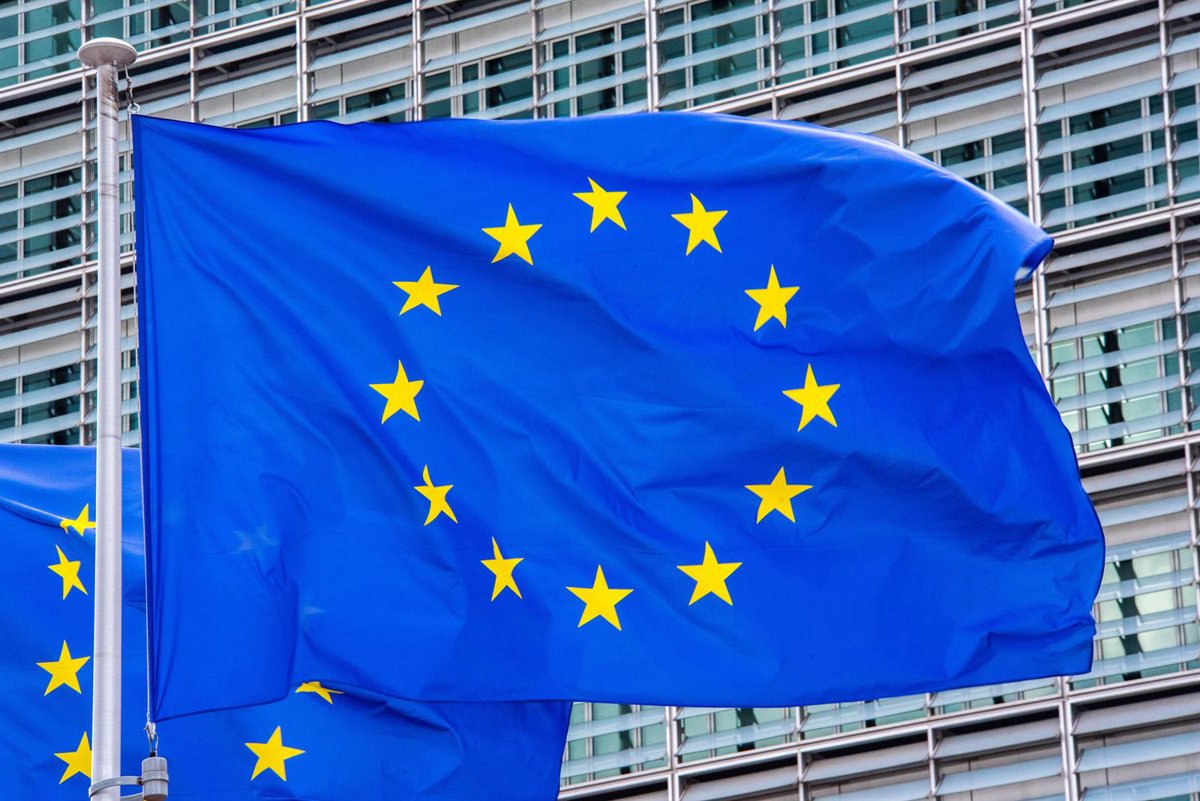 Bruselas expedienta a España por no aplicar la reforma que endurece la lucha contra la trata en la UE