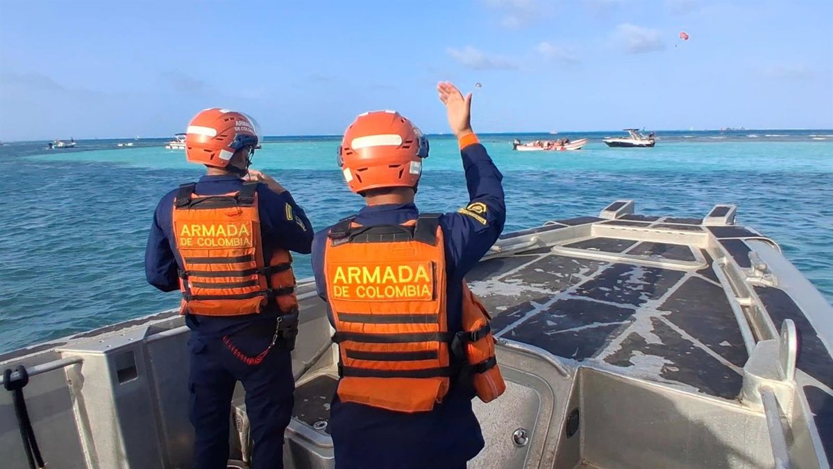 El Ejército colombiano intercepta 1,5 toneladas de cocaína en un río cerca de Venezuela