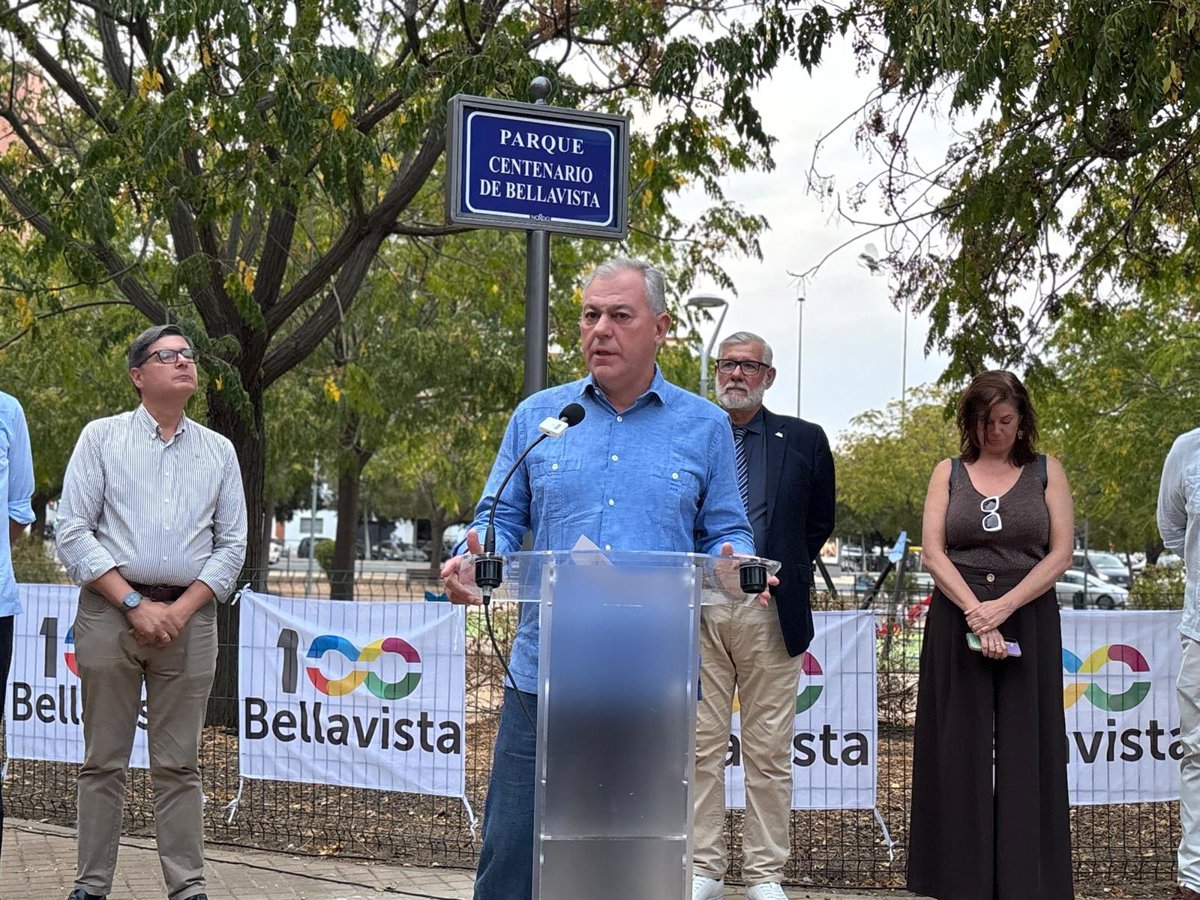 El alcalde de Sevilla reivindica «las raíces y el legado vecinal» en la rotulación del parque 'Centenario de Bellavista'