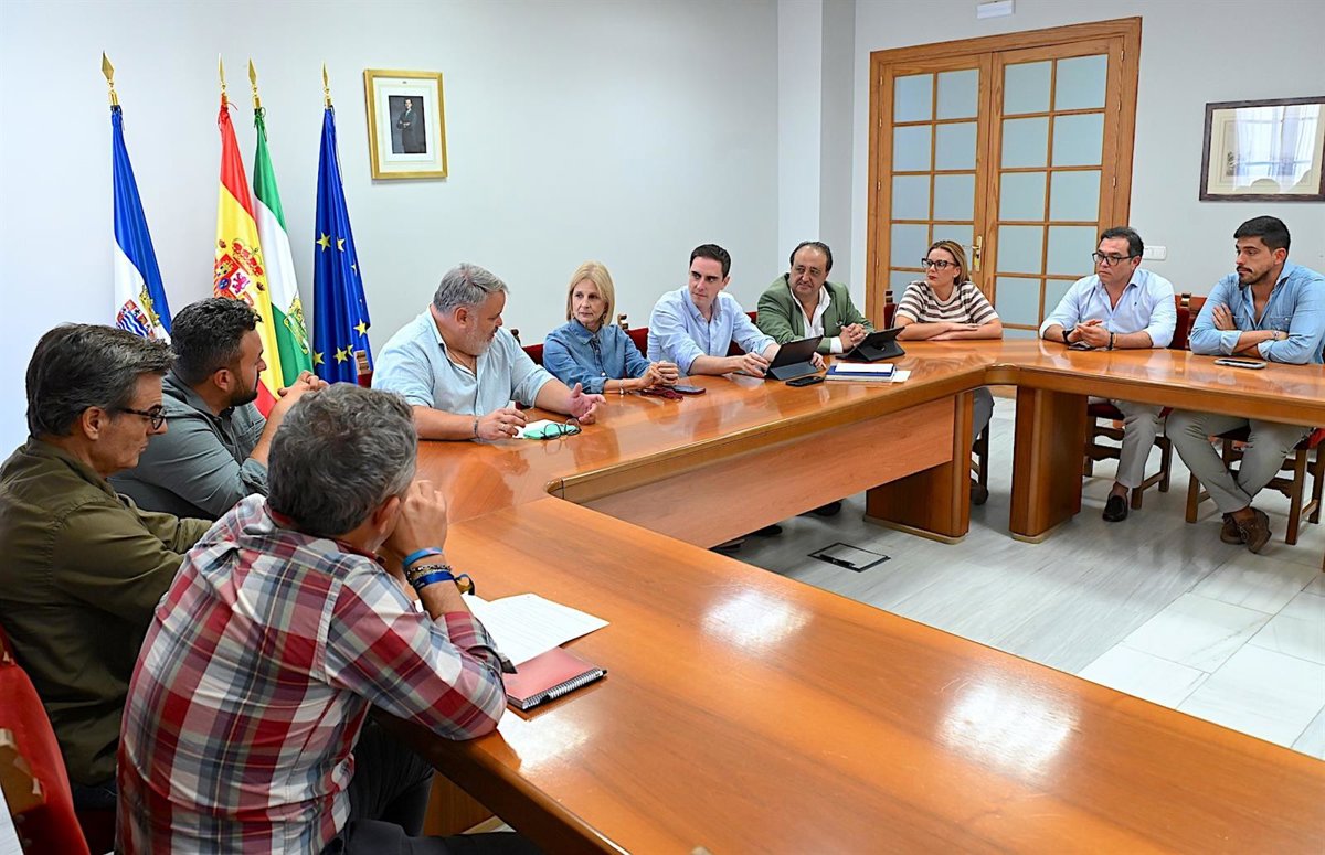 La alcaldesa de Jerez (Cádiz) se reúne con Junta de Gobierno del Soberano Poder para conocer detalles de su futura sede