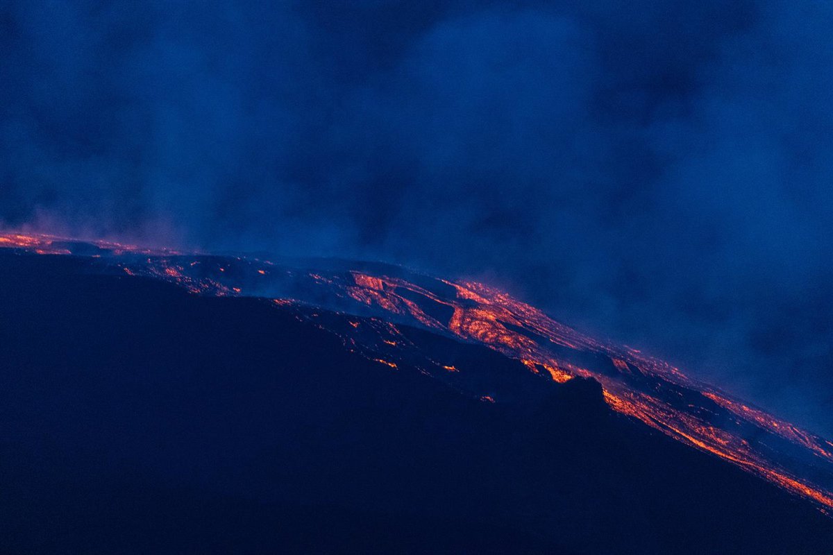 Las cenizas del Etna provocan el cierre del Aeropuerto de Catania