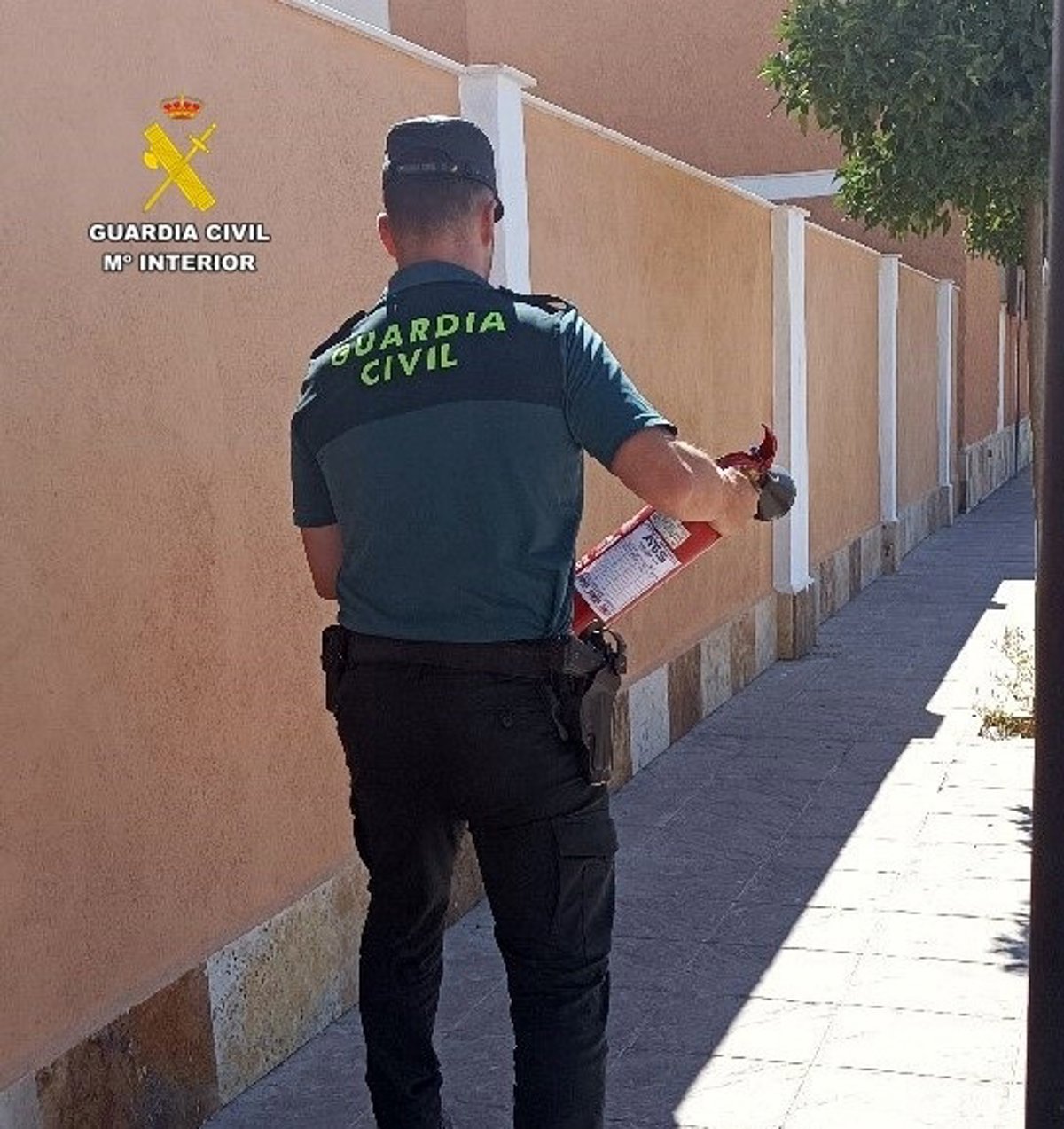 Detenida una mujer acusada de incendiar en Huércal-Overa (Almería) la casa de sus vecinos, heridos por quemaduras