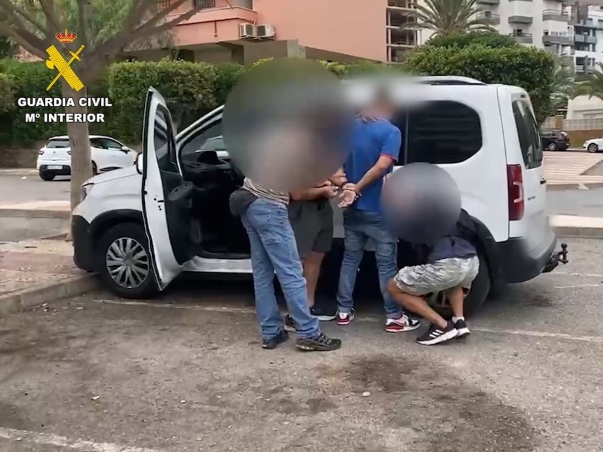 Acusan de asesinato a los cuatro investigados por el crimen del doctor Piorno en Roquetas (Almería) en 2024