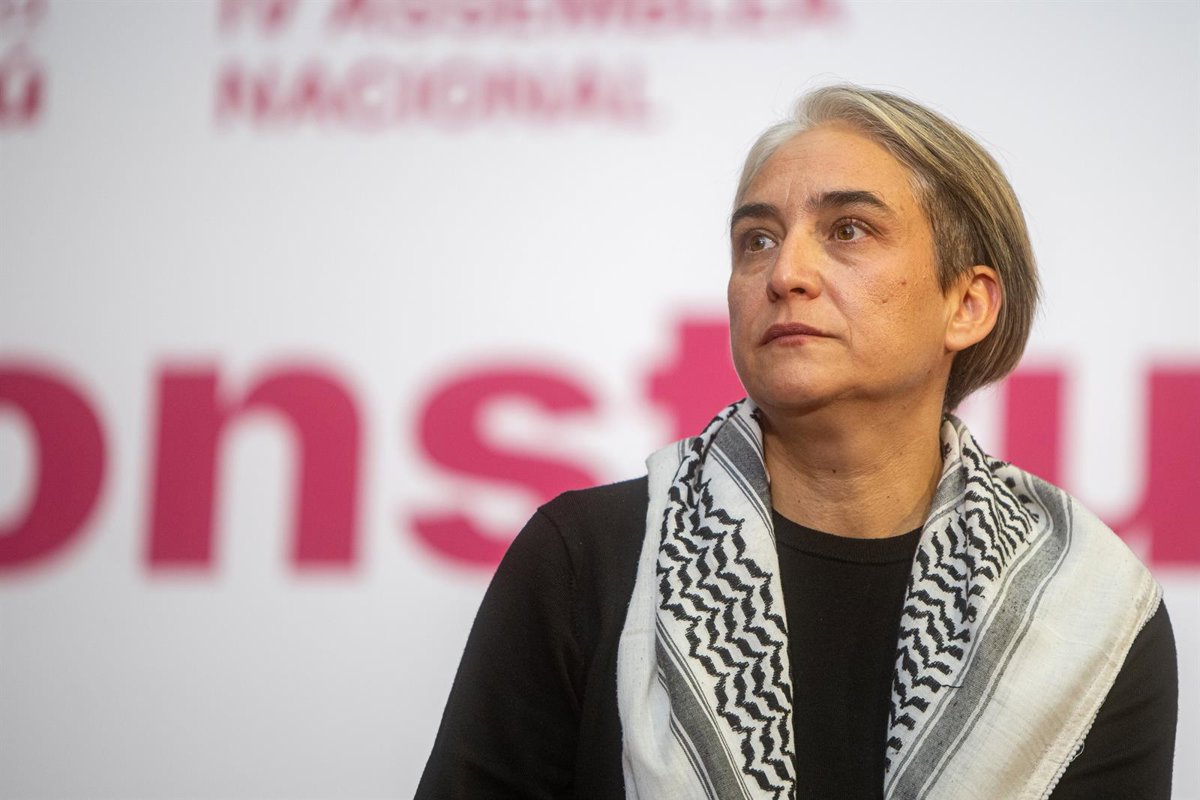 Colau afirma que le han ofrecido liderar el Frente Amplio pero dice que «no va de nombres»