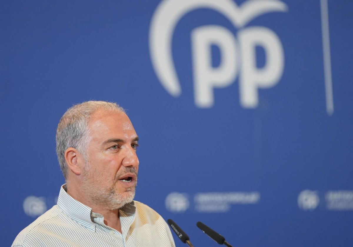 Bendodo avisa de que el 29N son unas elecciones «decisivas»:«O seguimos avanzando como democracia o está todo en riesgo»