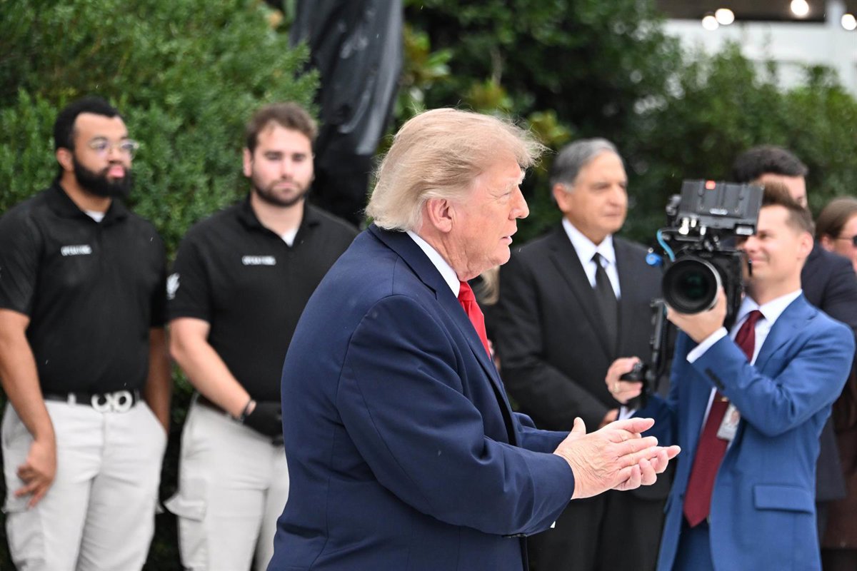 El Gobierno de EEUU recurre nuevamente el acceso de los periodistas de CNN, MS NOW y Politico a la Casa Blanca