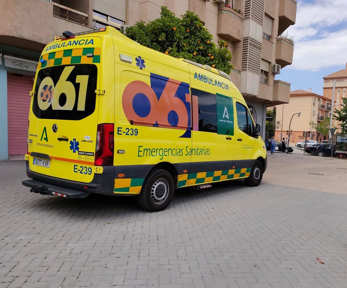 Fallece un hombre de 76 años tras sufrir una indisposición y caer de su bicicleta en la A-6050 en Jaén