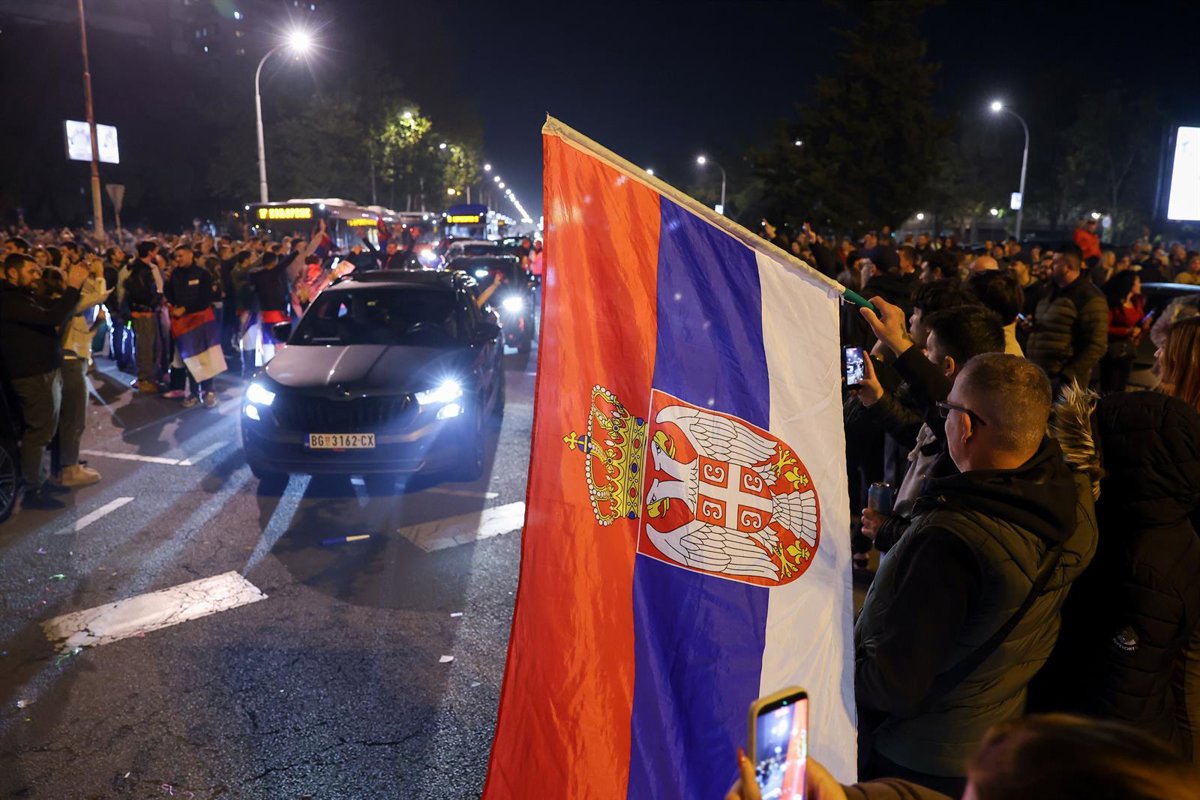 Bruselas felicita a la Lista de Estudiantes por su victoria y se ofrece para avanzar en reformas democráticas en Serbia